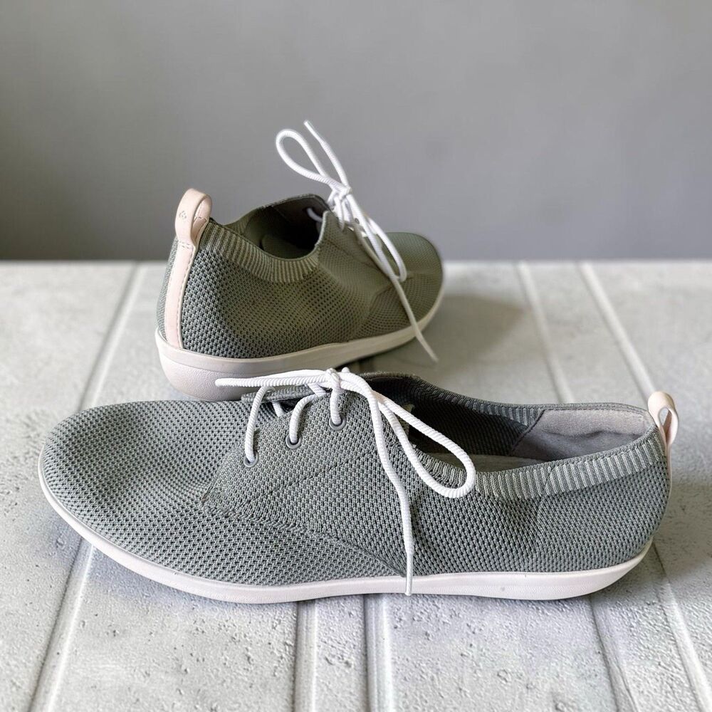 Womens Clarks Size 11M Tennis Shoes Cloud Steppers Seafoam Green Ayla Reece